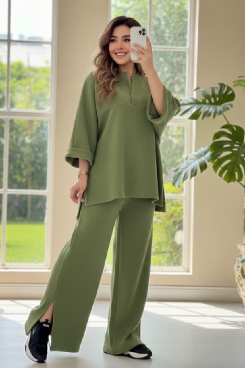 Women’s Oversize Winter Tracksuit – Double Fleece, Bottom Cut | Maroon, Black, Olive