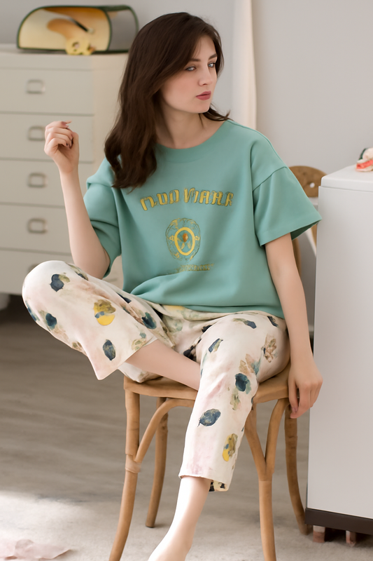 Mint Green T-Shirt & Floral Lounge Pants Set - Al SafouhStore