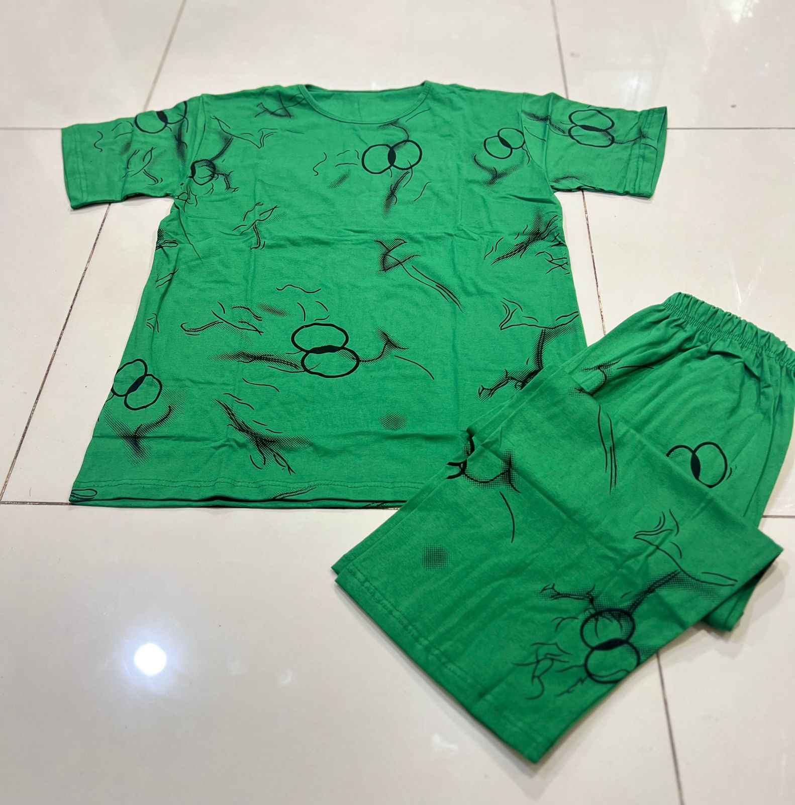 Green Black Circle Printed Capri PJ Nightsuit