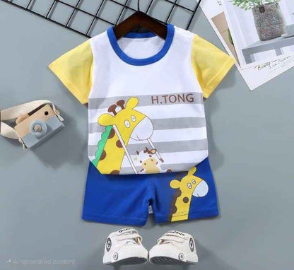 Giraffe Print T-Shirt & Shorts Set