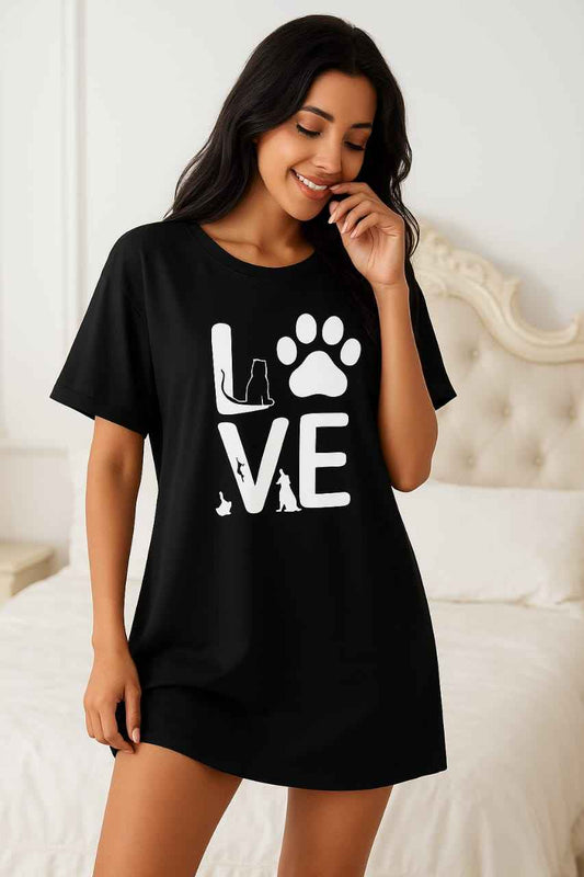 Black Long T-Shirt – LOVE Paw Print Design