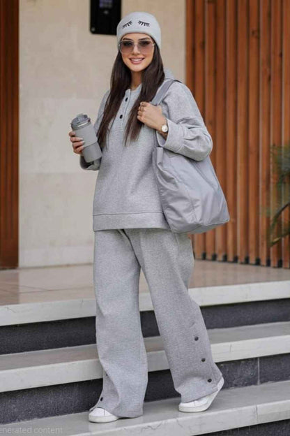 Hello Winter – 2 Pcs Button Style Oversize Winter Tracksuit (Fleece Fabric)