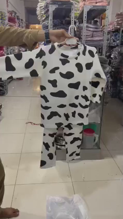Kids Winter Fleece Pajama Set – Cow Print (1–10 Years)